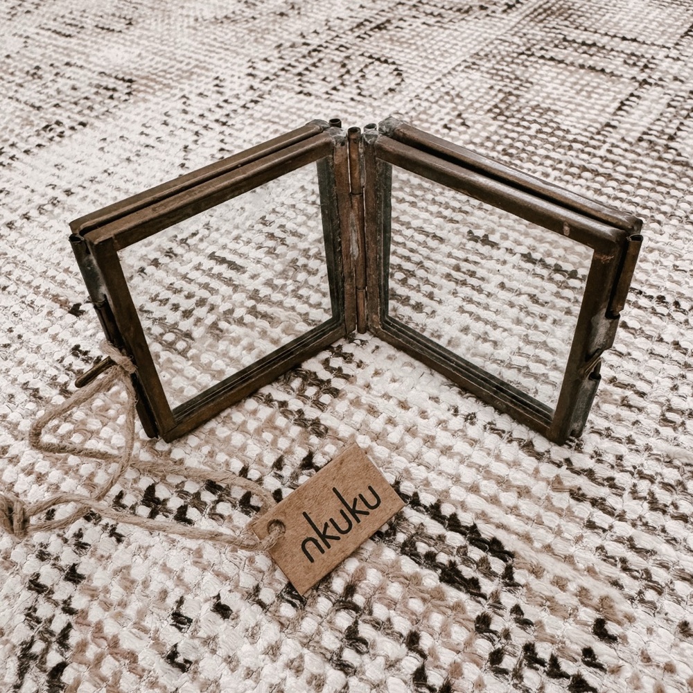 *NWT* Nkuku Tiny Danta Frame Antique Brass